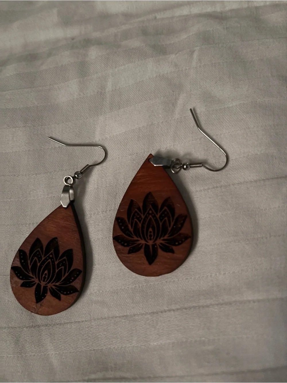 Wood Teardrop Lotus Earrings - Brown